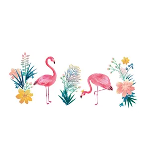 Adesivi murali decorativi con fenicotteri e fiori tropicali per la camera da letto
