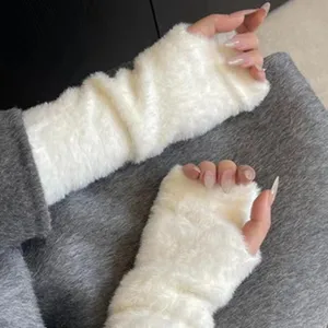 Guanti Mezzo Dito in Peluche Caldi Invernali da Donna Acrilico Carino Tinta Unita Maniche Soffici Accessori Moda