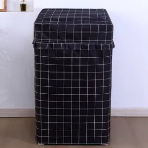 Vista detallada de la funda de lavadora con rejilla negra impermeable y antipolvo.