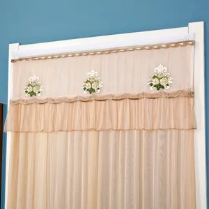 Cortina de puerta transparente de doble capa adhesiva con elegante bordado floral.