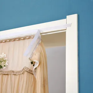 Cortina de puerta de doble capa de malla con bordado de encaje y velcro detalle vista