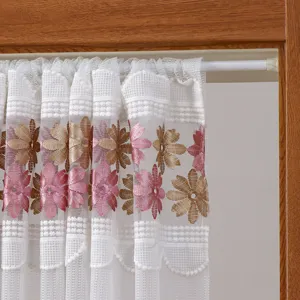 Tenda corta in pizzo bianco con ricamo floreale, elegante tendina per cucina e finestra.