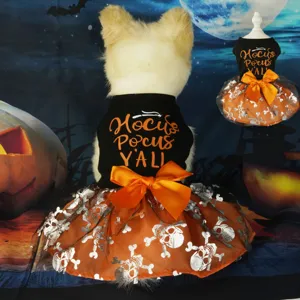 Vestito per cani di Halloween tutu carino con motivo teschio e fiocco abbigliamento cucciolo