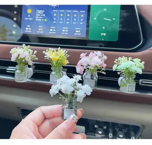 Mini Auto Lufterfrischer Vase Parfum Anhanger, schone Blumen Flasche Dekoration.