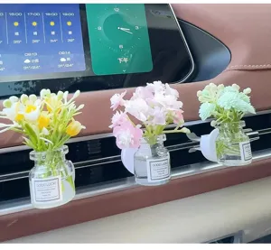 Süße Auto Lüftungsschlitz Blumen Vase Aromatherapie Flasche Dekoration, frisches Autoparfüm.