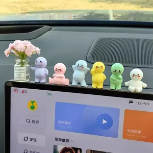 Lindas mini figuras de personas para tablero de auto conjunto decoracion interior.