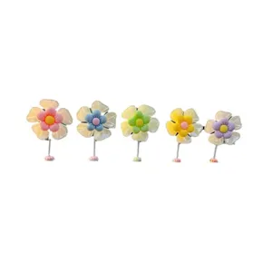 Ensemble de jolies fleurs hochet pour tableau de bord auto, décoration colorée.