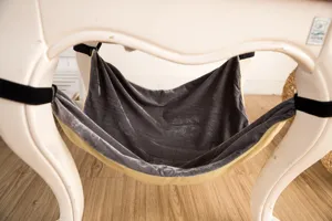 Amaca per sedia da gatto animale domestico appendere nido con materiale in peluche bifacciale.