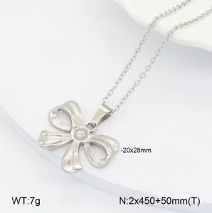 Vue détaillée d'un collier pendentif nœud élégant en acier inoxydable 304 avec dimensions.