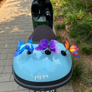 Decoracion de mariposa 3D con resorte para casco de moto electrica y adorno de auto