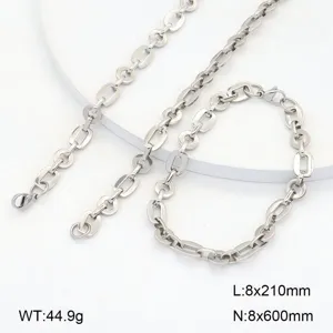 Ensemble de chaîne et bracelet en acier inoxydable à maillons rectangulaires élégant.