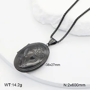Collier pendentif médaillon cœur en acier inoxydable détail avec dimensions précises.