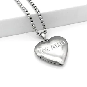 Collier Pendentif Médaillon Cœur en Acier Inoxydable Cadeau Couple Mode Bijou