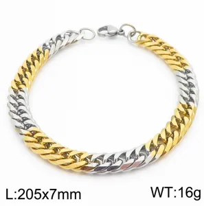 Détail du bracelet gourmette cubain bicolore en acier inoxydable à finition élégante.