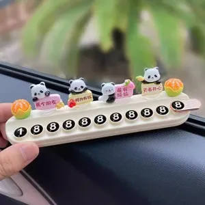 Bonita placa de número de estacionamiento temporal de coche panda con decoración de fruta, tarjeta auto.