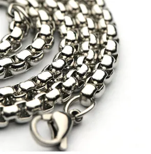 Collier en acier titane argenté à maillons carrés, bijou en métal de style rétro hip-hop.