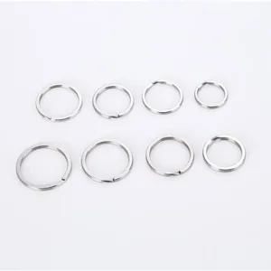 Stainless steel split key rings in multi sizes, smooth polished finish for daily use.
