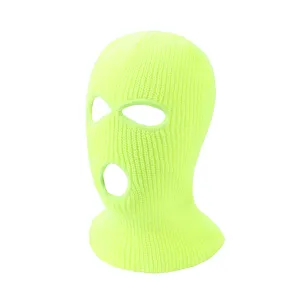 Nahaufnahme Detail der neongelben 3-Loch Strick Sturmhaube Ski Maske Winter warme Kopfbedeckung