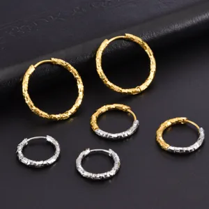 Minimalistische 304 Edelstahl Strukturierte Creolen Für Damen Zweifarbige Gold Silber Galvanisierte Geometrische Runde Ohrringe