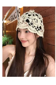 Japanische handgefertigte Häkel-Strickmütze hohl retro literarischer Stil beige Frühling