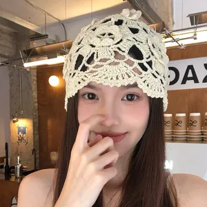 Japanische handgemachte hohle Strickmütze für Damen, retro atmungsaktive Häkelmütze.