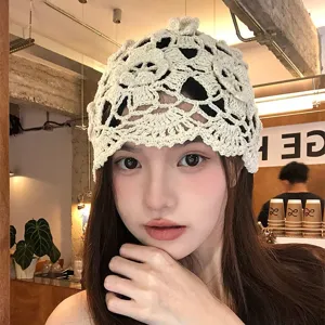 Japanische Vintage hohle Häkelmütze für Damen Frühling Herbst atmungsaktive Strickmütze beige