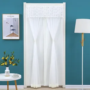 Vue détaillée de rideau de porte en dentelle double, rideau transparent pour intimité.