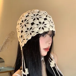 Beige cavo fiore uncinetto nappa foulard cappello elegante berretto lavorato a maglia fine