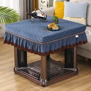 Housse de table matelassée épaissie pour table chauffante hiver bleue à volants