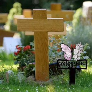Schmetterling Gedenkpfahl mit 'miss you' Text für die Außengrab- und Gartendekoration