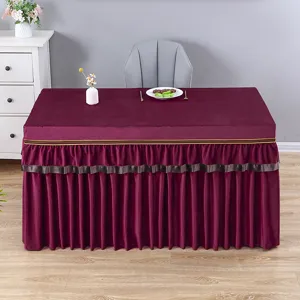 Burgunderrote Samt Tischdecke Tischabdeckung mit elegantem Rüschenrock für die Heimdekoration.
