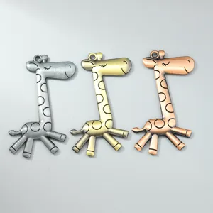 Vintage Legering Cartoon Giraffe Hanger Antiek Metalen Dieren Charm Voor DIY Sieraden Maken Sleutelhanger Hanger Accessoires Voor Unisex