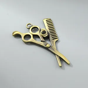 Colgante vintage de aleación de bronce con tijeras y peine para joyas DIY y llaveros