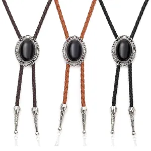 Vintage Bolo-Krawatte mit ovalem schwarzem Stein und geflochtener Lederkordel in drei Farben