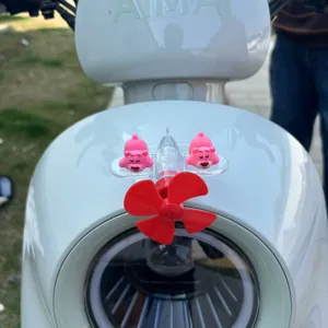 Decorazione per aeroplano a elica eolica per bicicletta elettrica monopattino casco e cruscotto auto.