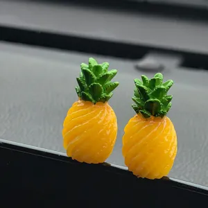 Mini Ananas Auto Ornamento carino in resina cruscotto decorazione per interno display desk