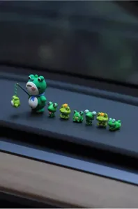Luminous small frog car ornament set cute resin miniature dashboard desktop decoration