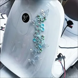 Autocollant décoratif 3D papillon fleur de pêcher pour trottinette électrique et carrosserie.