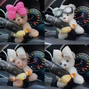 Lindo Oso de Dibujos Animados Coche Volante Limpiaparabrisas Decoración Muñeca de Peluche Accesorio