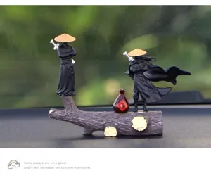 Chinesischer antiker Schwertkämpfer Auto Armaturenbrett Ornament Resin Wuxia Samurai Figur
