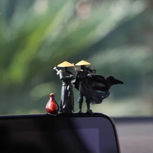 Chinesischer Kampfkunst Schwertkämpfer Miniatur Auto Armaturenbrett Desktop Dekoration Figur