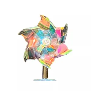 Decorazione per auto con mulinello colorato, accessorio luminoso cangiante per cruscotto.