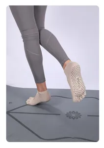 Non-slip five-toe yoga socks breathable pilates fitness sports dance socks for women