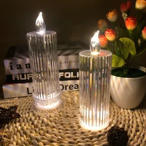 Bougie électronique LED côtelée transparente, parfaite pour la déco de chambre et ambiance.
