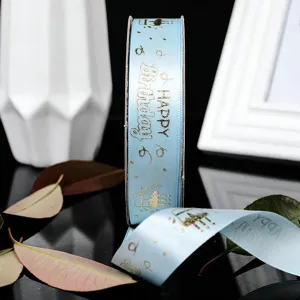 Hellblaue Geburtstagskuchen Heißfolienprägung Band Detail, 2.5cm breites Satin für Geschenke.
