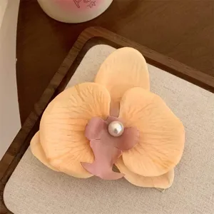 Κομψή υφασμάτινη ορχιδέα phalaenopsis κλιπ μαλλιών με διακόσμηση από πέρλα