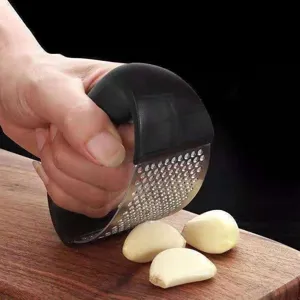 Edelstahl Knoblauchpresse ergonomischer Bogen Presse Kuechenhelfer zum einfachen Zerkleinern.