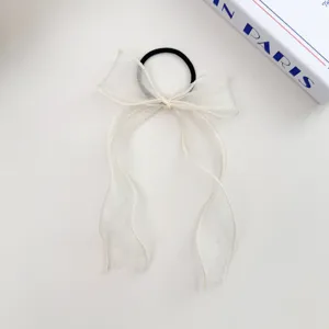 Witte organza strik haarrekkie met lange linten, elegante zoete paardenstaart haaraccessoire.