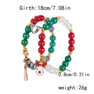 Dimensions bracelet Noël : circonférence 18 cm, perles 0,8 cm, poids 26 g