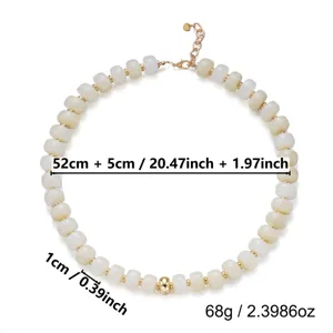 Détail du collier de perles dopamine fait main avec mesures de longueur et de perles
